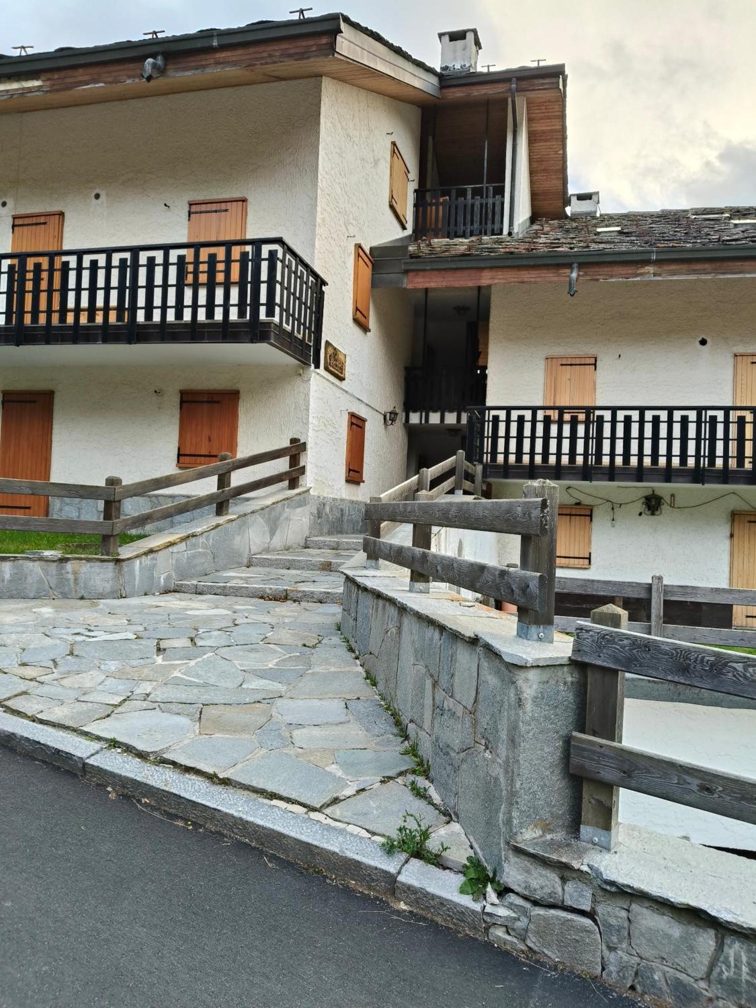 Champoluc Apartment Екстериор снимка