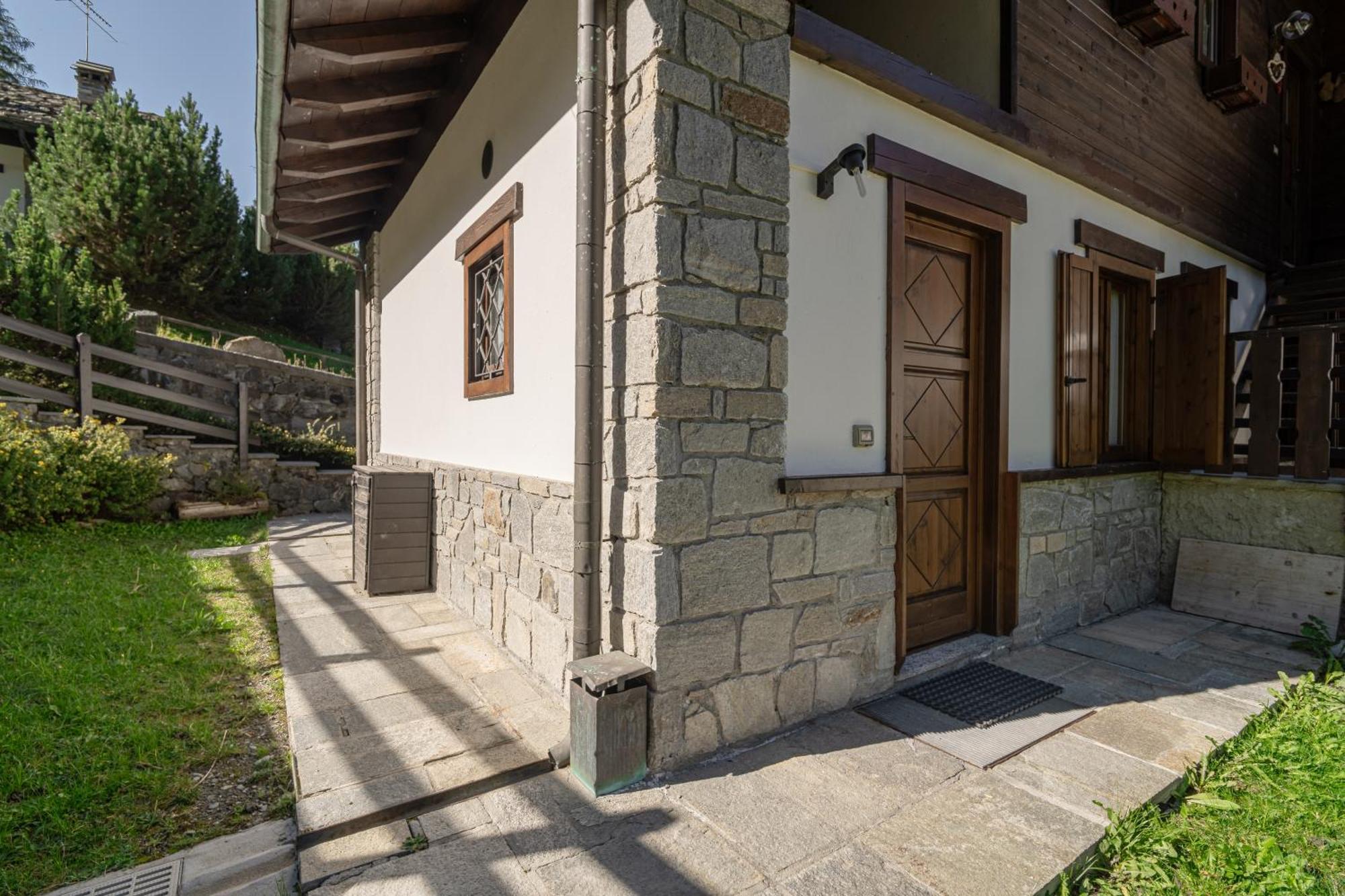 Champoluc Apartment Екстериор снимка