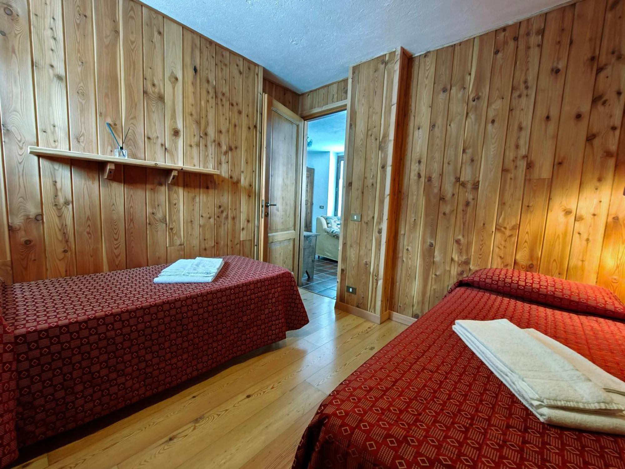 Champoluc Apartment Екстериор снимка